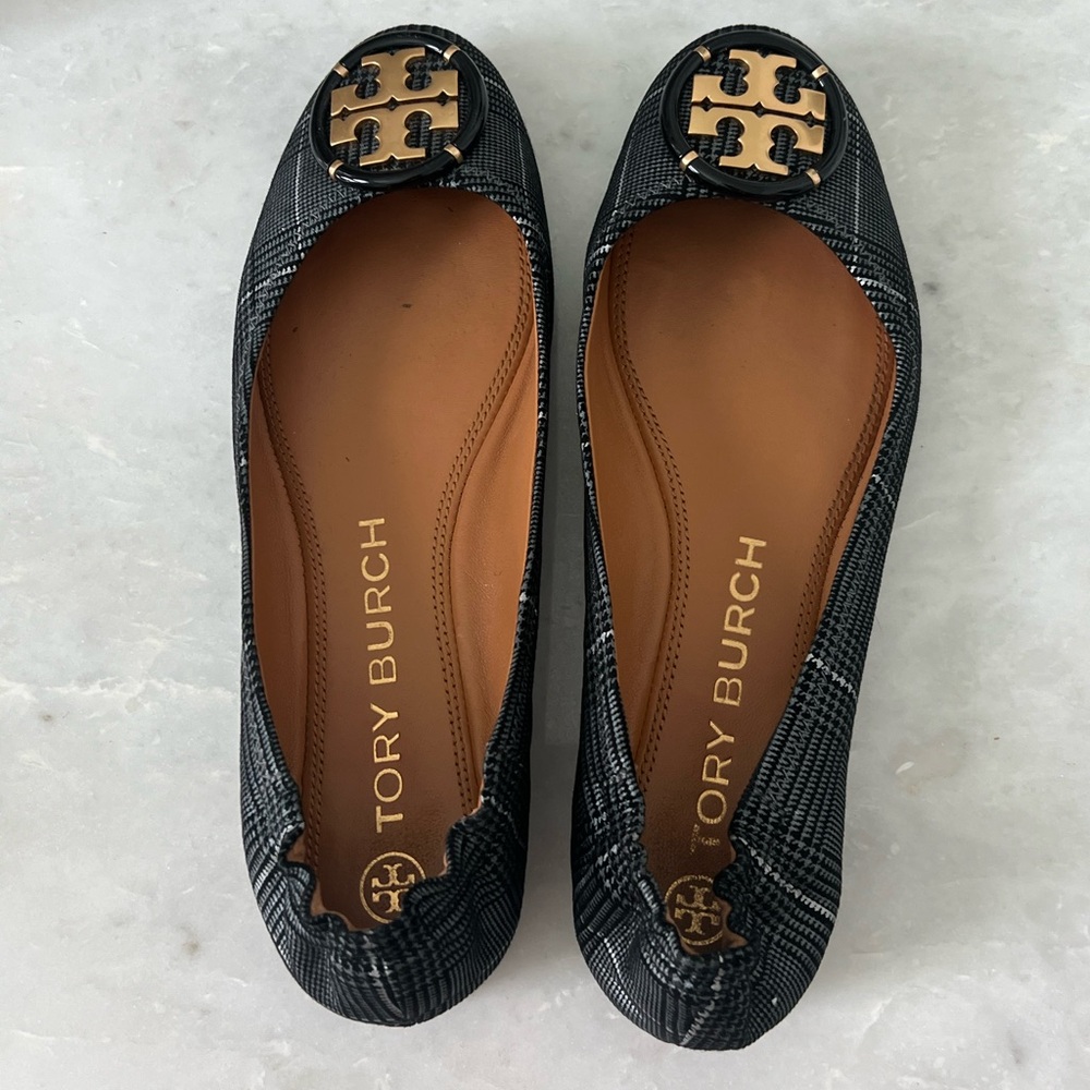 Tory Burch Size 7 plaid Reva’s